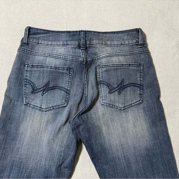 Wrangler Jeans Womens 5‎ Blue Bootcut Low Rise Medium Wash Stretch Western Denim - Picture 8 of 9